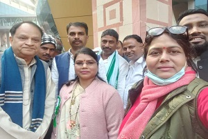 नालंदा ओपन uni के रजिस्ट्रार नीलम कुमारी के साथ रीता सिंह